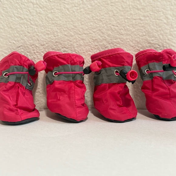 Dog Reflective Pink Booties, Paw Protectors, Ant-Slip, Water Resistant, NWOT - Picture 1 of 5